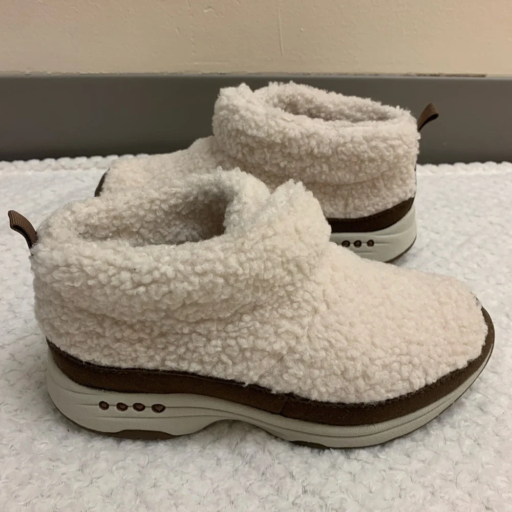 Easy Spirit Trippin Cozy Bootie (Women's) - Biege - Sz 6 W - Picture 2 of 8